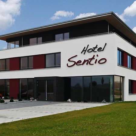 Hotel Sentio Ферінген Екстер'єр фото